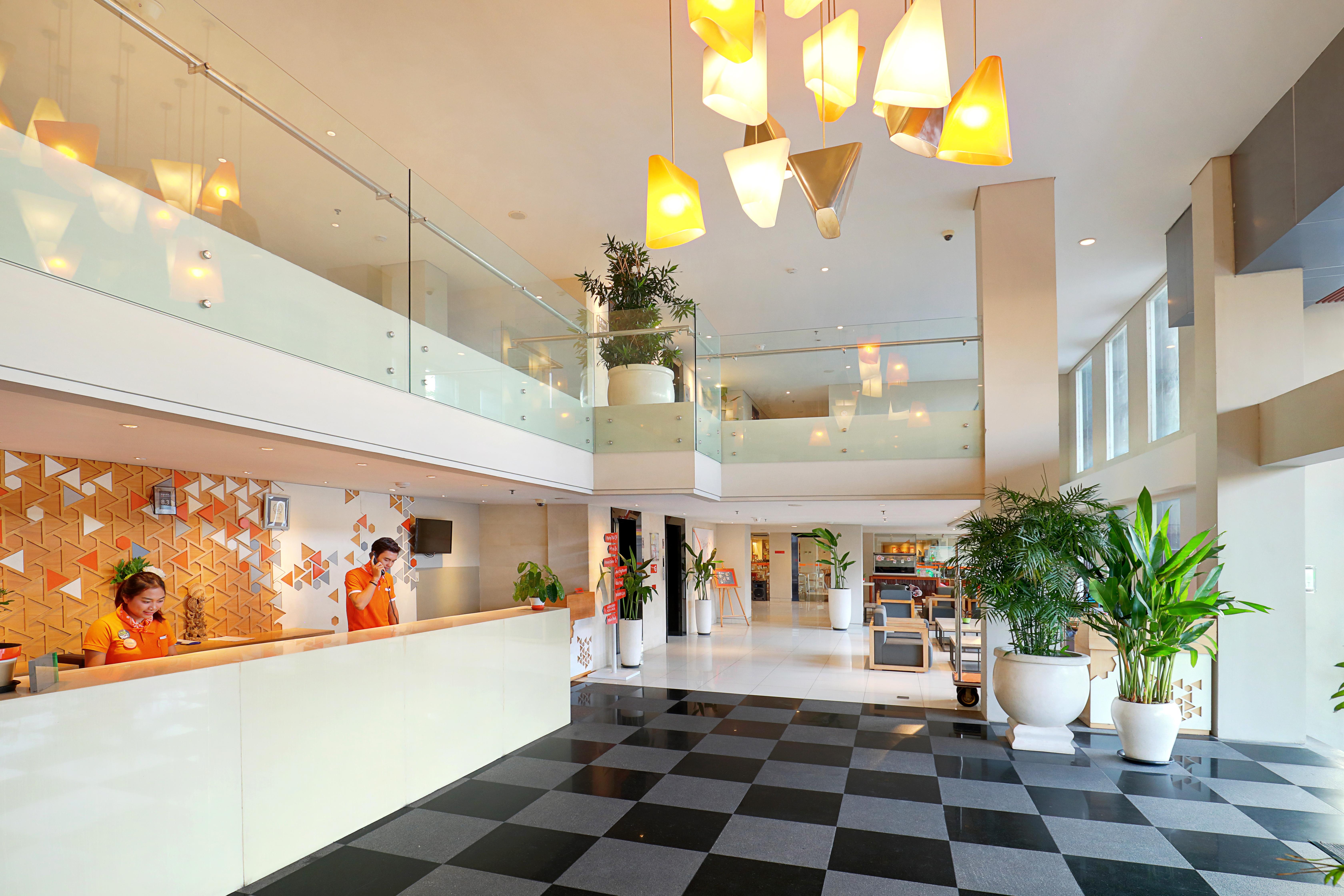 Harris Hotel Seminyak Exterior foto